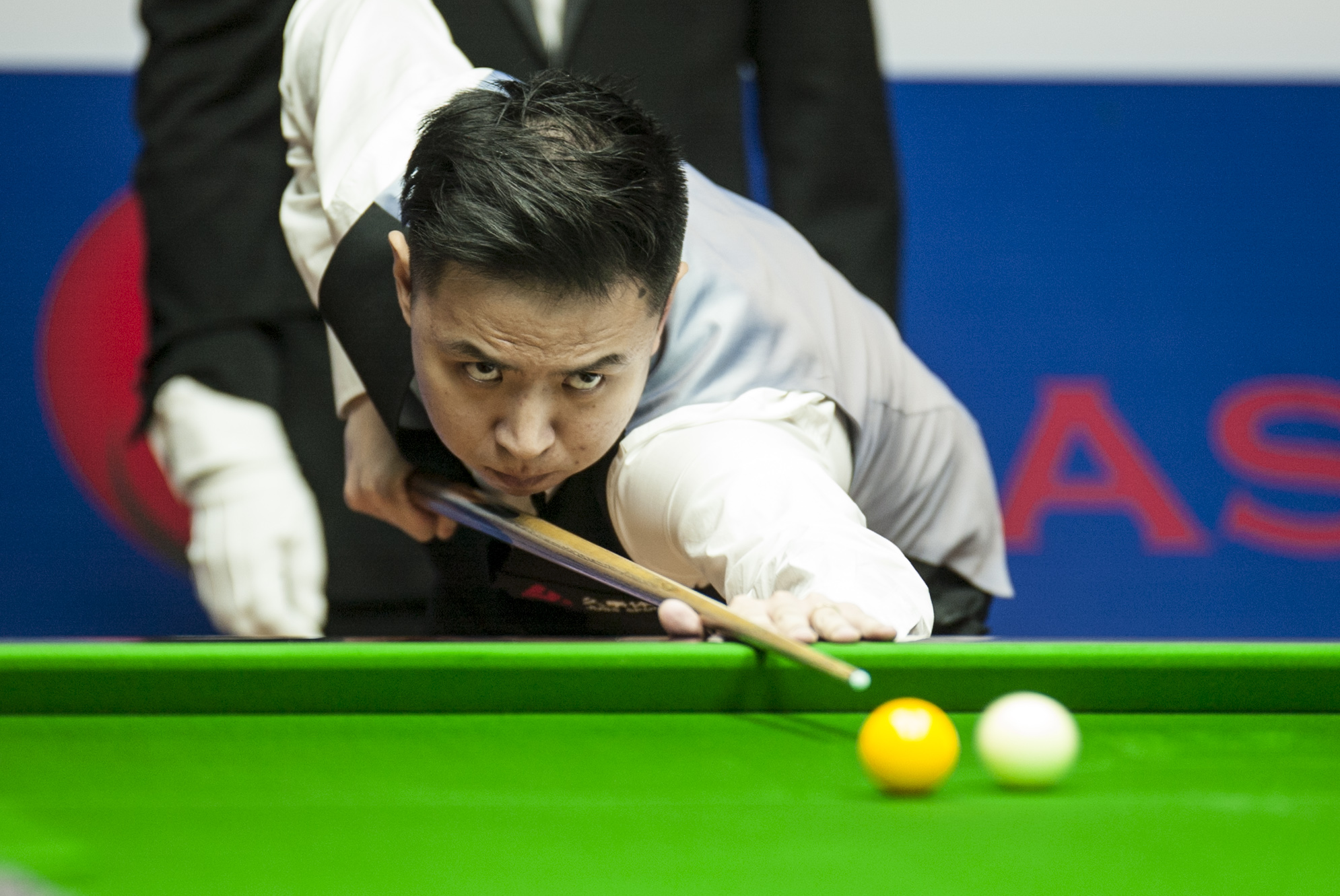 之间的博弈 之间的博弈